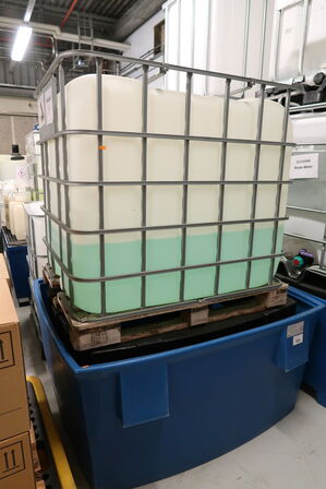 Spildekar DENIOS uden indhold