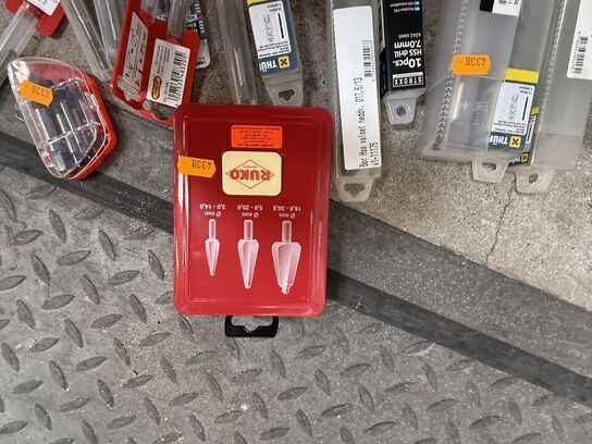 Diverse bor, trinbor m.m.