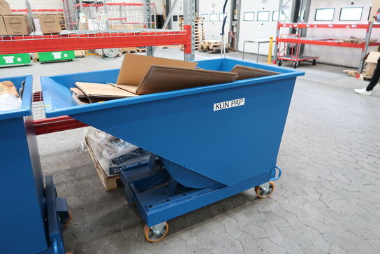 Vippecontainer med indhold AJ