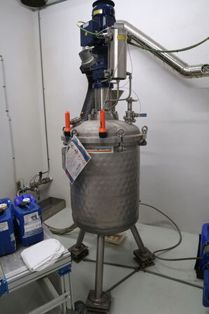 Aquaporin A/S *Del 5 -  Laboratorieudstyr - Gaffeltruck - Slitter Rewinder - Lagerinventar m.m.*