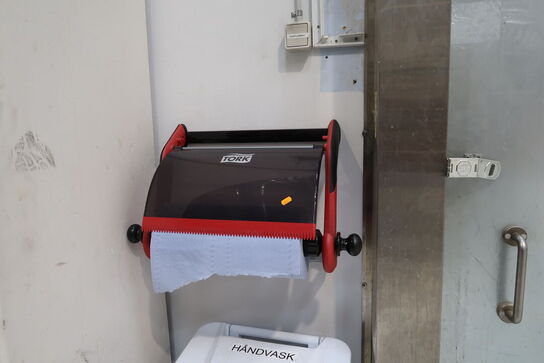 Skraldespand samt papirafruller