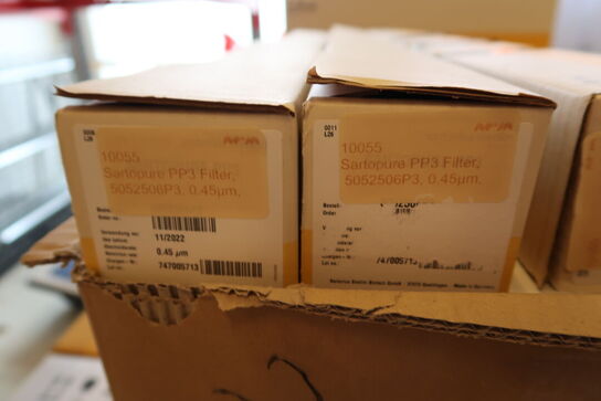 2 stk. paller med div. Filtre SARTOPURE