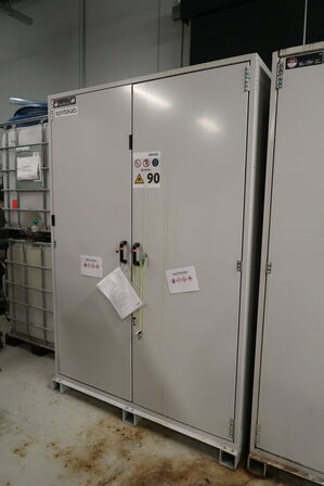 Stålskab uden indhold DENIOS