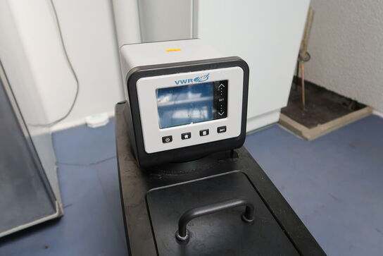 Refrigerated Circulating Baths VWR AD 7L R-20