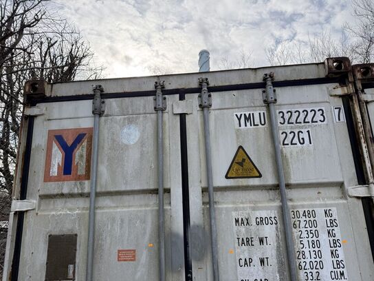 20" container uden indhold