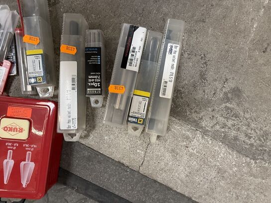 Diverse bor, trinbor m.m.