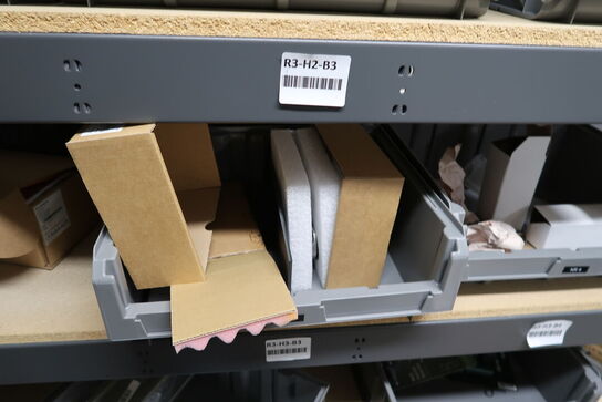 Div. Varelager og reservedele på reol