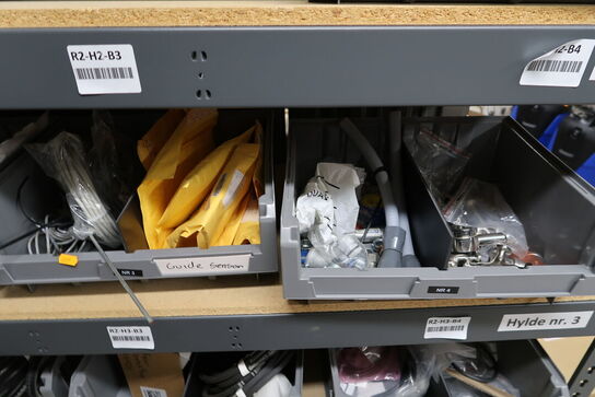 Div. Varelager og reservedele på reol