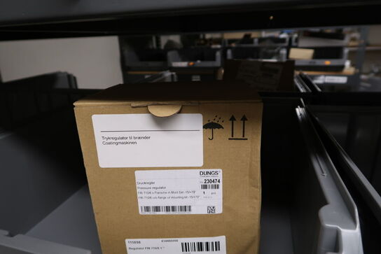 Div. Varelager og reservedele på reol