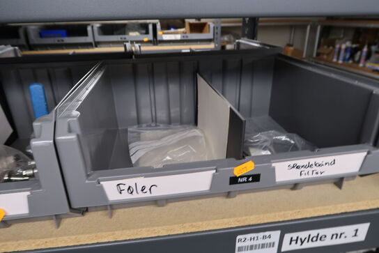 Div. Varelager og reservedele på reol