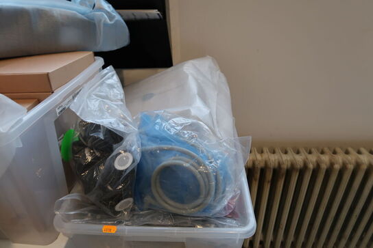 Køleskab div. Varelager m.m.