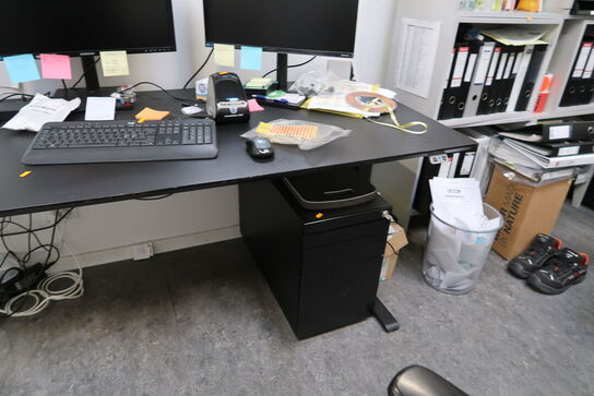 El. hæve/sænke skrivebord uden indhold samt skuffemodul