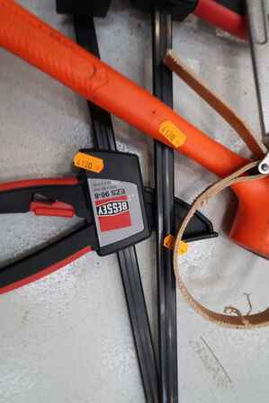 2 stk. skruetvinger BESSEY m.m.