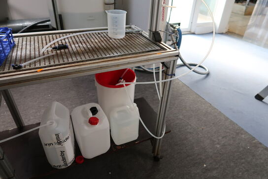 Teststation med div. Trykmålere m.m. (pumper medfølger ikke)