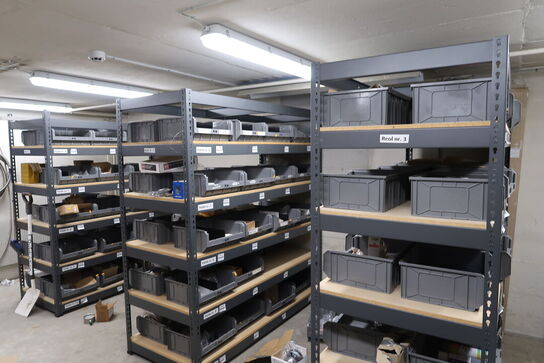 3 stk. lagerreoler uden indhold