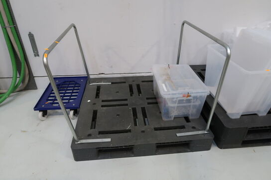 Plastikpalle med afskærmning