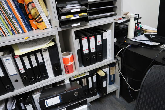 Reolsystem MUUTO Stacked uden indhold m.m.