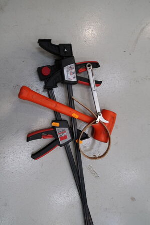 2 stk. skruetvinger BESSEY m.m.