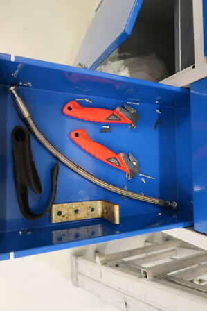 Værktøjsvogn med indhold