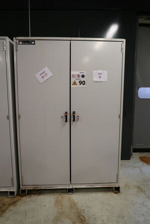 Stålskab uden indhold DENIOS