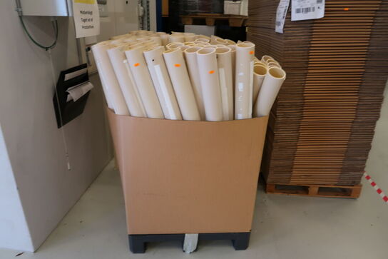 Palle med div. Plastikrør