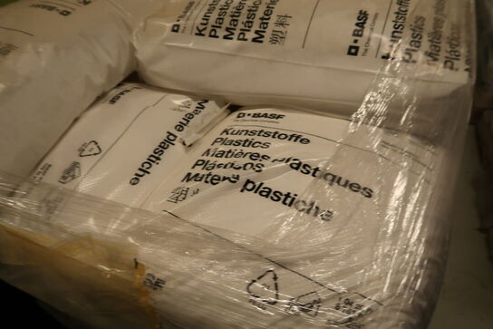 Palle med kunststoffe BASF