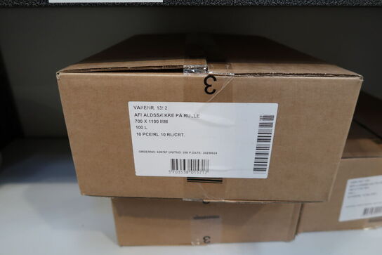 2 stk. lagerreoler med div. Engangshandsker, filtre, affaldsække m.m.