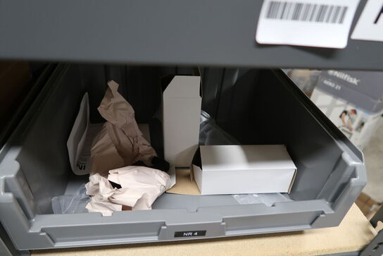 Div. Varelager og reservedele på reol