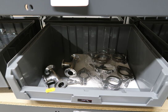 Div. Varelager og reservedele på reol