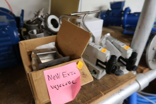 Div. Varelager og reservedele