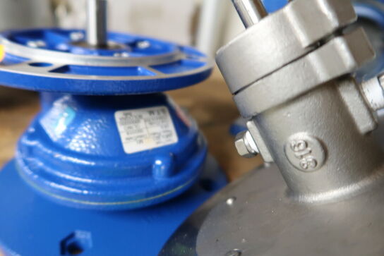 Div. Varelager og reservedele