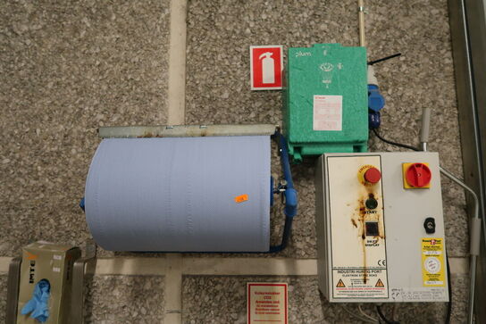 Skraldespand, afrullerstativ m.m.