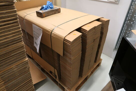 Palle med papkasser FEFCO 0201 INWENDIG