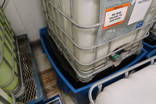 Spildekar uden indhold