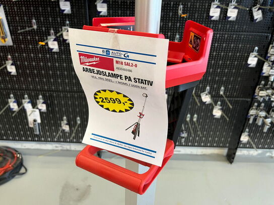 Arbejdslampe på stativ, MILWAUKEE M18 SAL2-0