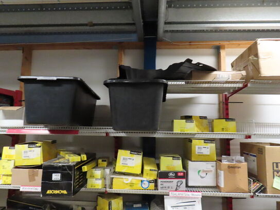 Tøm rummet, returvare, pakkerum m.m.