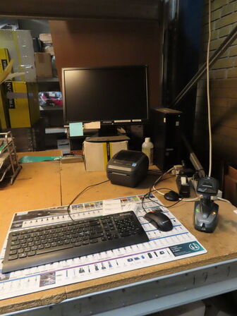 Tøm rummet, returvare, pakkerum m.m.