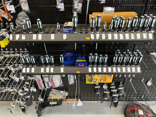 Skruetrækkere og værktøj