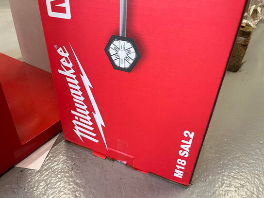 Arbejdslampe på stativ, MILWAUKEE M18 SAL2-0