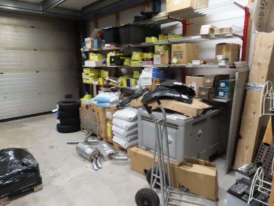 Tøm rummet, returvare, pakkerum m.m.