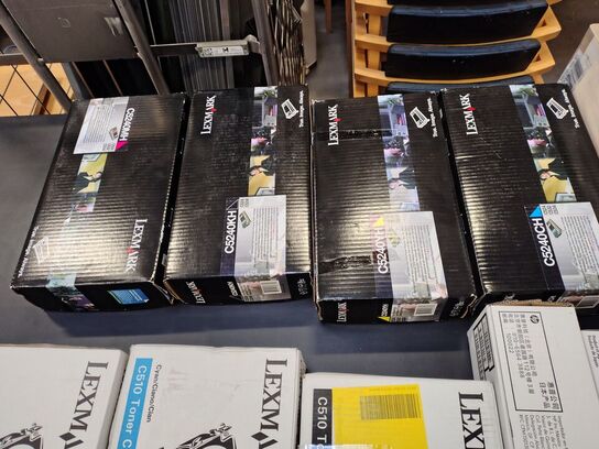 Stort parti toner HP OG LEXMARK. 