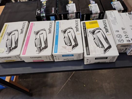 Stort parti toner HP OG LEXMARK. 