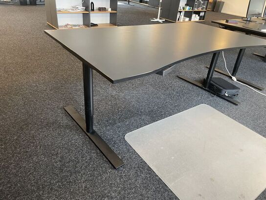 Hæve/sænkebord KINNARPS