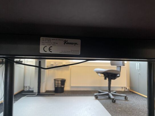 Hæve/sænkebord KINNARPS