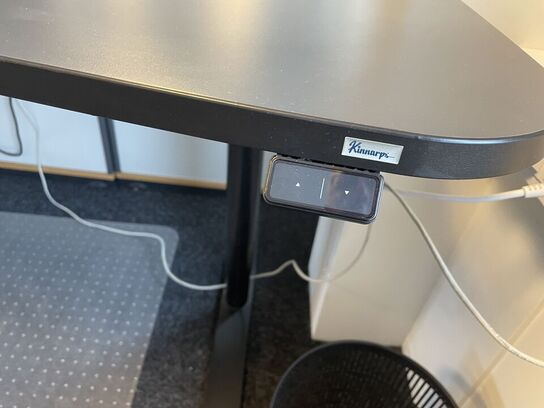 Hæve/sænkebord med hjørne KINNARPS