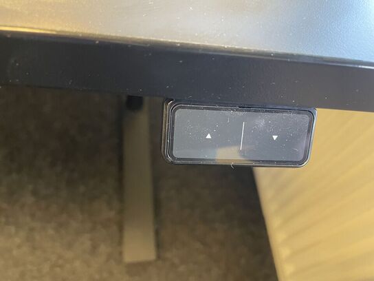 Kontorstol med armlæn