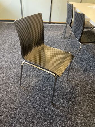 Kantinebord m. 6 stole