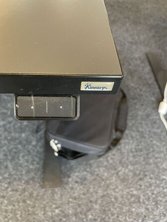 Hæve/sænkebord KINNARPS