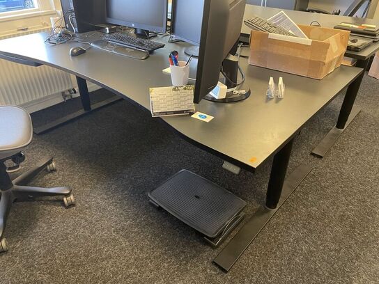 Hæve/sænkebord KINNARPS