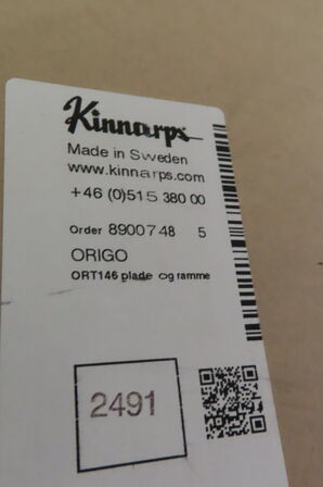 2 stk. Borde på hjul. Mrk. Kinnarps.
